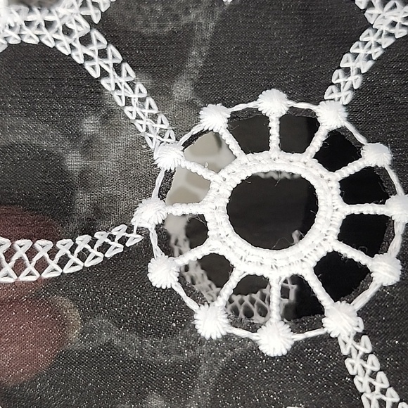 Ontwelfth black and white sleeveless top - Picture 5 of 8